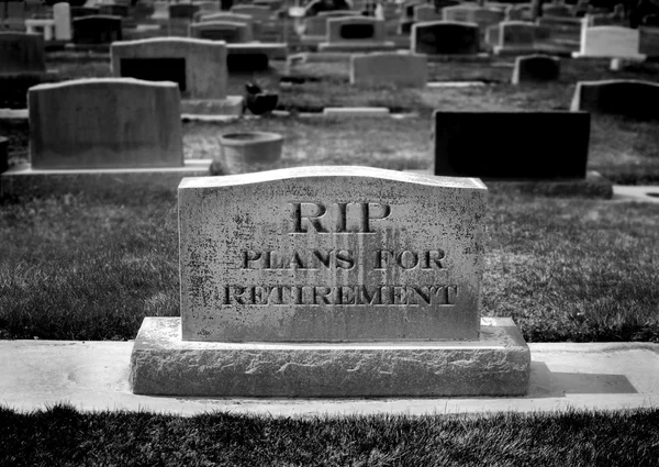 Grave for Retirement Plan — Stock Photo, Image