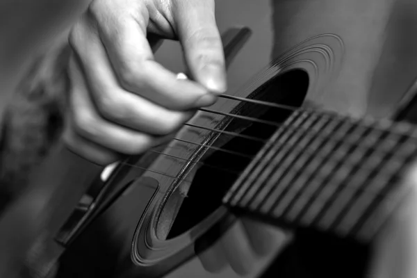 Primer plano de cuerdas de guitarra para música — Foto de Stock