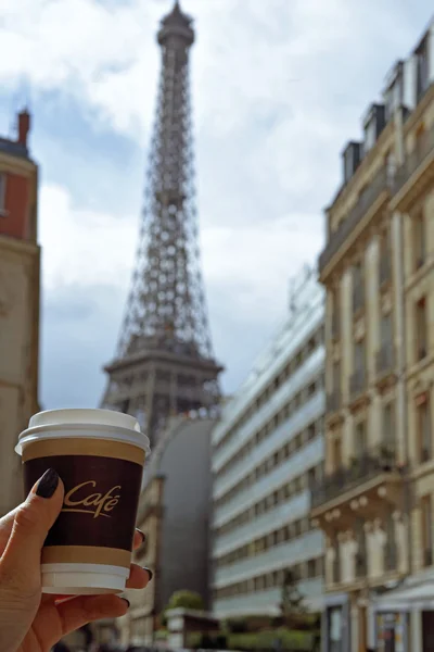 Cup of coffee and Eiffel tower — Stock Photo, Image