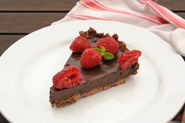 Chocolate tart with raspberry — Stock Photo, Image