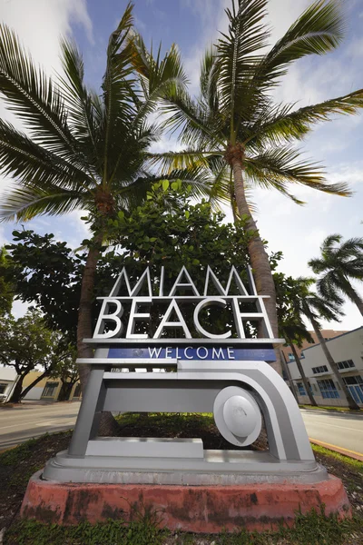 Bienvenido al cartel de Miami Beach — Foto de Stock