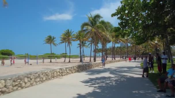 Ocean Drive pedestrian pathway — Stock Video