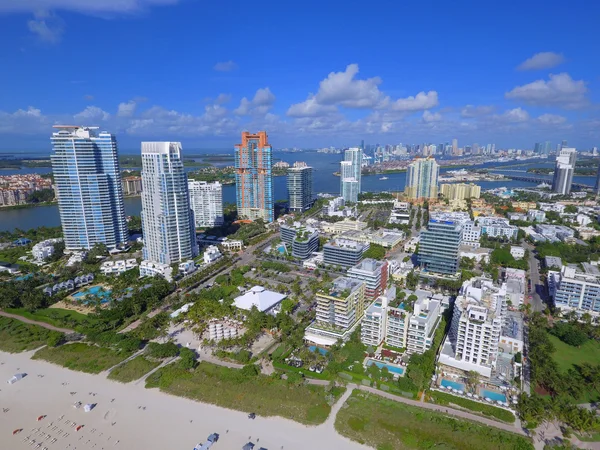 Imagem aérea da arquitetura de luxo Miami Beach — Fotografia de Stock