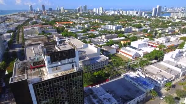 Aerial video Miami Beach Lincoln Road clock tower — Stock Video