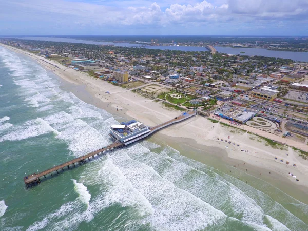 Letecký snímek Daytona Beach rybářské molo — Stock fotografie