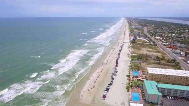 Vidéo aérienne incroyable de Daytona Beach en Floride 