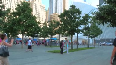 Yuvarlak pencere yapısı Dünya Ticaret Merkezi