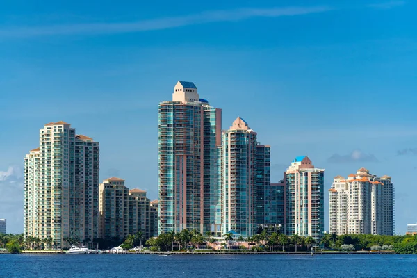 City Aventura Waterfront Buildings Shot Telephoto Lens — Stock Photo, Image