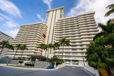Fort Lauderdale, FL, ABD - 22 Kasım 2020: Playa Del Mar Apartman Birliği Fotoğrafları