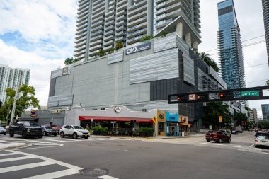 MIAMI, FL, ABD - 27 Kasım 2020: Brickell Miami Dade 'deki restoranlar