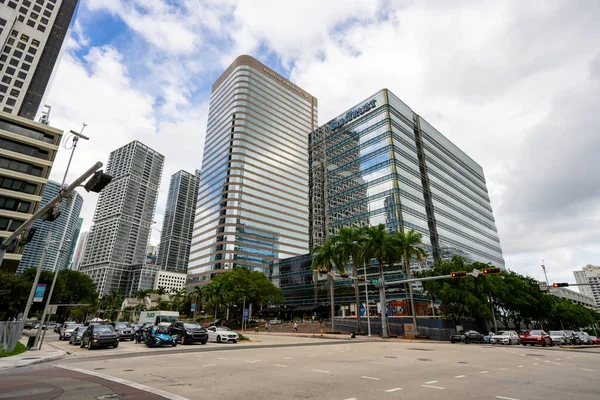 Miami Abd Kasım 2020 Brickell Şehir Merkezindeki Banka Binalarının Fotoğrafı — Stok fotoğraf