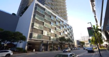 Brickell şehir merkezindeki Solitair hareket videosu