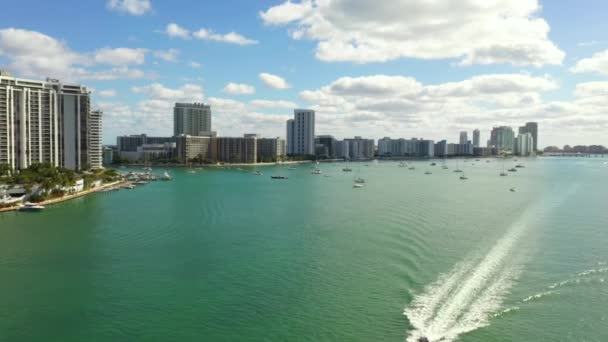 Miami Beach Letní Cestovní Scéna Plachetnice Byty Zálivu — Stock video