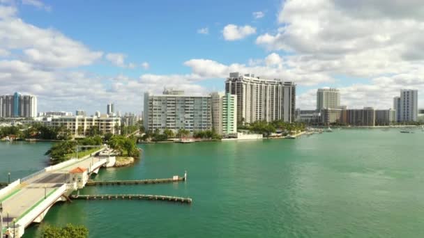 Letecký Odhalit Miami Beach Benátské Ostrovy Most — Stock video
