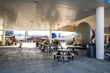 Merritt Adası, FL, ABD - 26 Aralık 2020: Kennedy Uzay Merkezi Ziyaretçi Kompleksi Merritt Adası Florida