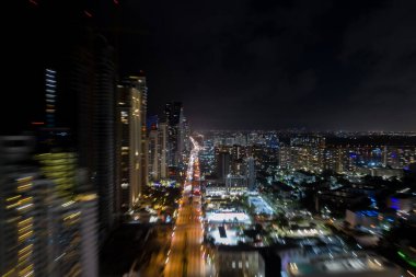 Hızlı uçuş hareketi uzun pozlama hareketi bulanık fotoğraf