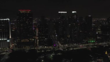 Miami gecelerinin 4k görüntüsü