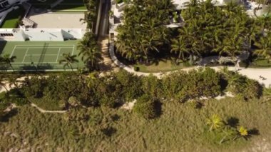 Havadaki eğim Bal Harbour 'un Miami FL apartmanı 4k olduğunu gösteriyor.