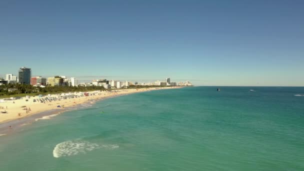 Aerial Pull Out Reveal Miami Beach Jetty Pier — Stock Video