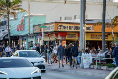 Fort Lauderdale, FL, ABD - 9 Ocak 2021: Sarhoş Taco Fort Lauderdale Beach FL