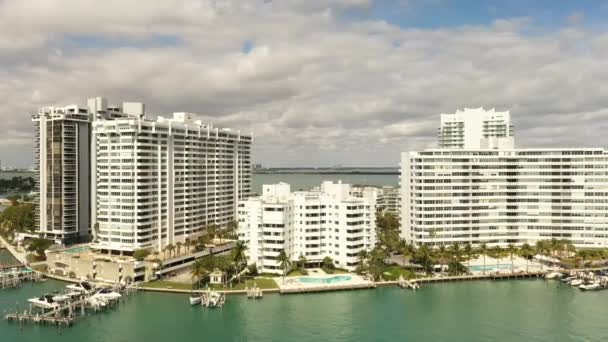 Images Drones Aériens Île Résidentielle Belle Isle Copropriété Miami Beach — Video