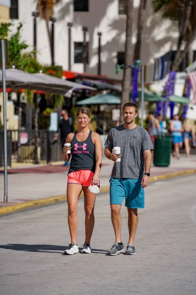 Майами Бич Флорида Сша Января 2021 Года Уличная Фотографическая Пара — стоковое фото