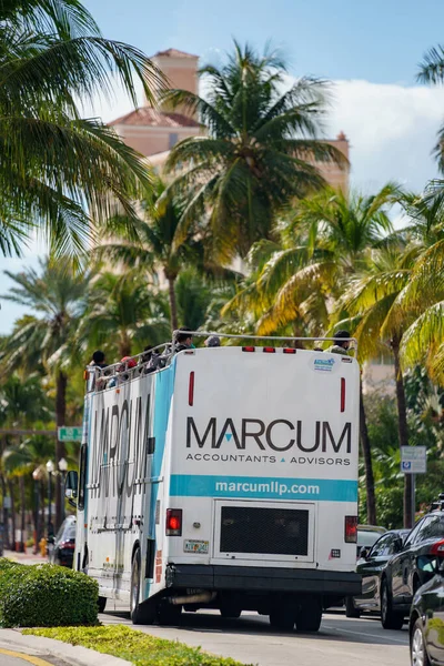 Miami Beach Usa Január 2021 Double Decker Tour Bus Advertising — Stock Fotó