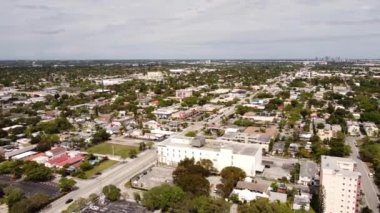 Hollywood Florida, Dania Sahili 'ne yaklaşıyor.