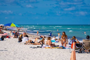 Miami Beach, FL, ABD - 13 Mart 2021: Spring Break Miami Beach FL USA