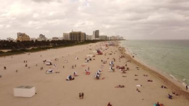 FPV tarzı İHA görüntüleri Miami Beach FL bahar tatili