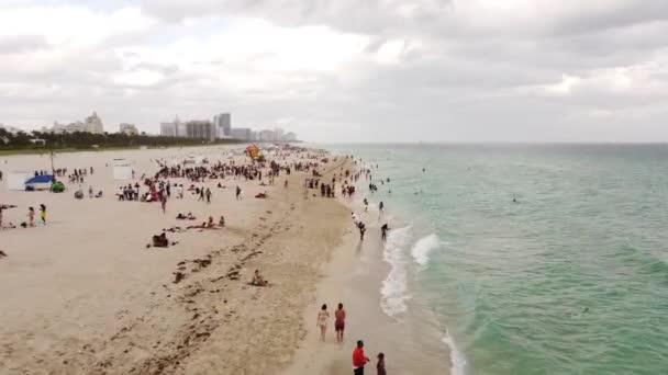 Aeiral Beeldmateriaal Overbevolkt Miami Beach Spring Break 2021 — Stockvideo