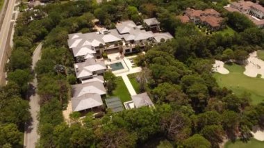 Hava desteği Michael Jordan Florida malikanesini vurdu.
