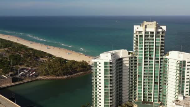 Ritz Carlton Miami Beach Bal Harbour Tiro Efeito Paralaxe Aérea — Vídeo de Stock