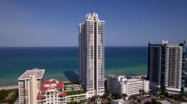 Akoya Apartmanı Miami Plajı 5k hava görüntüsü