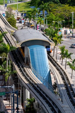 Miami Bayside metro durağı.