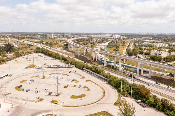 Parque Paseo Estacionamiento North Miami Golden Glades —  Fotos de Stock