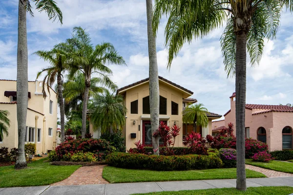 Serie Fotos Casas Unifamiliares Subdivisión Hollywood Lakes Florida Estados Unidos — Foto de Stock