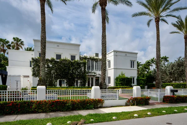 Fotoserie Von Einfamilienhäusern Der Nachbarschaft Der Hollywood Lakes Unterabteilung Florida — Stockfoto