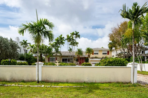 Photo Series Single Family Homes Hollywood Lakes Neighborhood Subdivision Florida — Stock Photo, Image