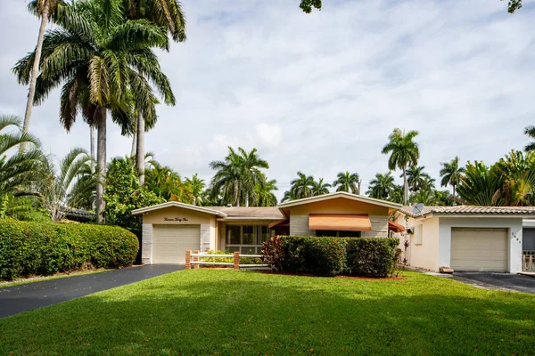 Photo Series Single Family Homes Hollywood Lakes Neighborhood Subdivision Florida — Stock Photo, Image