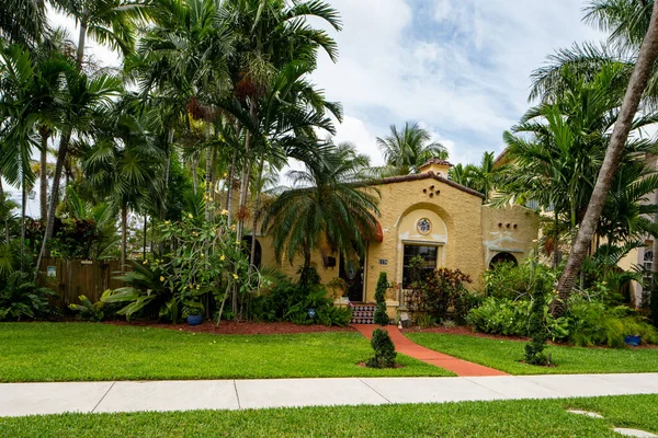 Photo Series Single Family Homes Hollywood Lakes Környéken Alosztály Florida — Stock Fotó