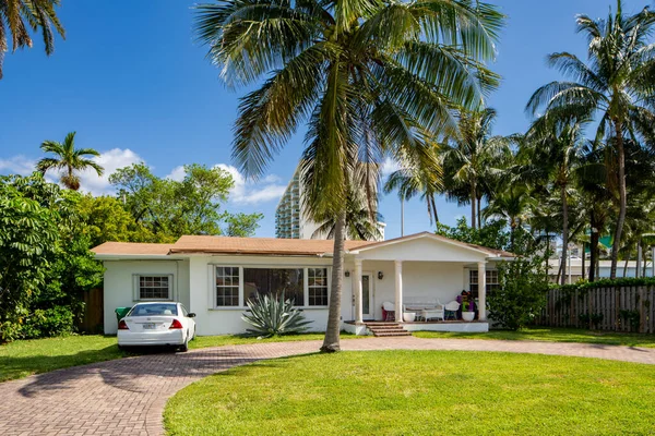 Sunny Isles Beach Usa April 2021 Photo Series Residential Houses — Stock Photo, Image