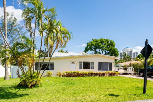 Sunny Isles Beach Usa April 2021 Photo Series Residential Houses — Stock Photo, Image