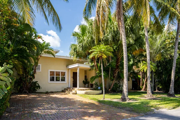 Sunny Isles Beach Usa April 2021 Photo Series Residential Houses — Stock Photo, Image