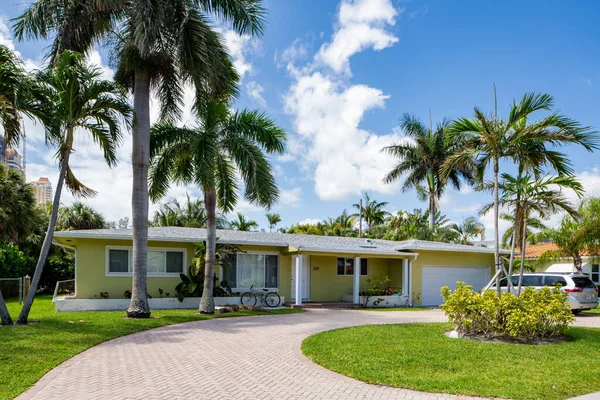 Sunny Isles Beach Usa April 2021 Photo Series Residential Houses — Stock Photo, Image