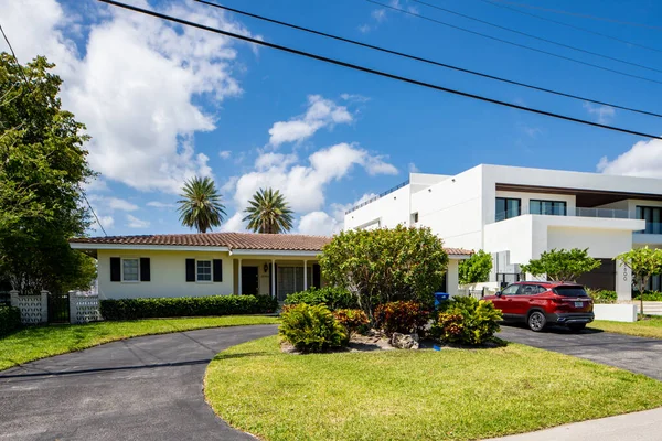 Sunny Isles Beach Usa April 2021 Foto Van Huizen Golden — Stockfoto