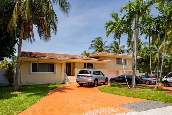 Miami Usa April 2021 Photo Series Single Family Homes Eastern — Stock Photo, Image
