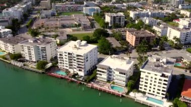 Liman bölgesi daireleri Miami Beach Bay Liman Adaları 4k