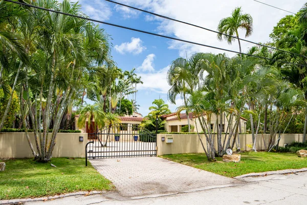 Miami Beach Usa May 2021 Photo Luxury House Gorce Island — Stock Photo, Image