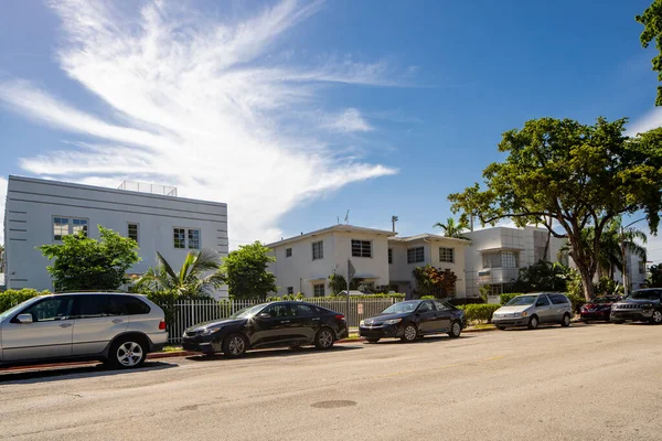 Miami Beach Estados Unidos Mayo 2021 Foto Edificio Apartamentos Multifamiliares — Foto de Stock